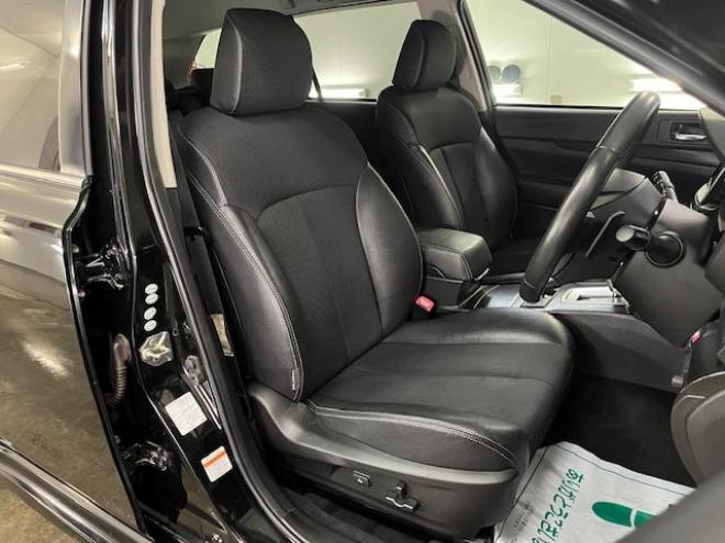 レガシィワゴン２．５ｉ　アイサイト　Ｓパッケージ　本州仕入　禁煙車　衝突軽減システム　純正１８インチＡＷ＋新品夏タイヤ　純正１７ＡＷ＋スタッドレスタイヤ付　ストラーダＨＤＤナビ（ＣＤ＆ＤＶＤ再生　フルセグ地デジ　Ｂｌｕｅｔｏｏｔｈ）＋バックカメラ　純正ブラックハーフレザーシート　クルーズコントロール　車線逸脱警報　アイドリングストップ　両席パワーシート　横滑り防止装置　ＰＵＳＨスタート　スマートキー　ＨＩＤヘッドライト　ＥＴＣ 4WD 2500 5Dr