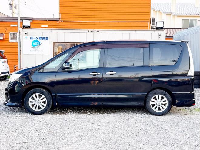 セレナ2.0ハイウェイスターJパッケージ 4WD　ローンが不安な方＜優遇ローン＞1年保証　寒冷地仕様　両側パワースライド