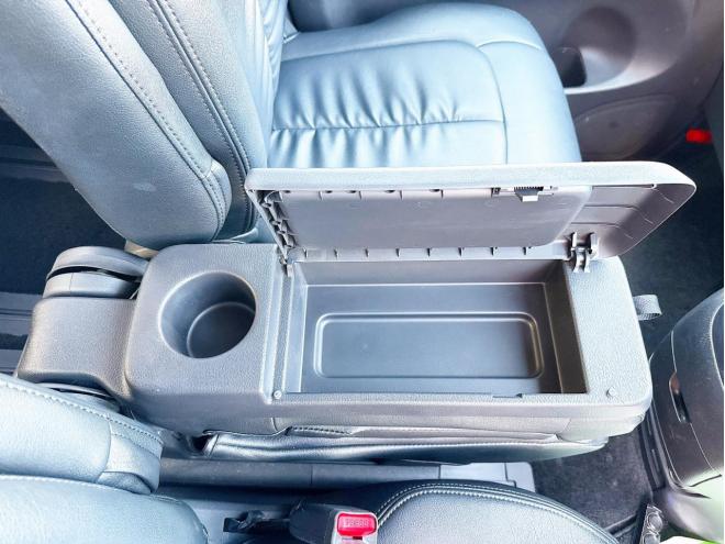 セレナ2.0ハイウェイスターJパッケージ 4WD　ローンが不安な方＜優遇ローン＞1年保証　寒冷地仕様　両側パワースライド