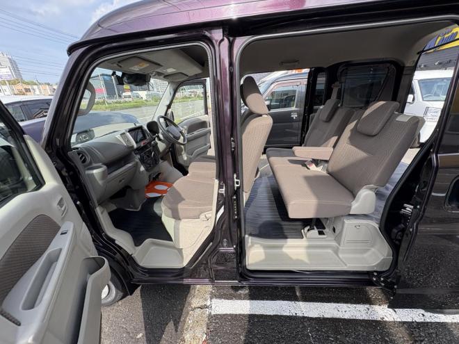 エブリィEVERY VAN 4WD JION TURBO一家に一台軽ぱこ入庫　TURBOです。寒冷地仕様　レーザーブレーキ　エンジンスタータ　VSC　AUTOライト　Bluetoothフルセグナビ　エンジンオイル交換　ATF交換 4WD 660 ５Dr