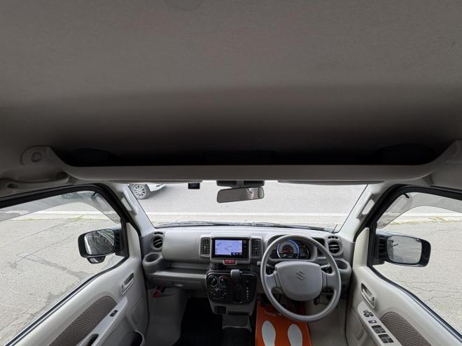 エブリィEVERY VAN 4WD JION TURBO一家に一台軽ぱこ入庫　TURBOです。寒冷地仕様　レーザーブレーキ　エンジンスタータ　VSC　AUTOライト　Bluetoothフルセグナビ　エンジンオイル交換　ATF交換 4WD 660 ５Dr