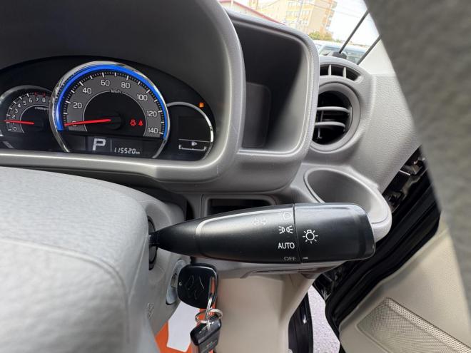 エブリィEVERY VAN 4WD JION TURBO一家に一台軽ぱこ入庫　TURBOです。寒冷地仕様　レーザーブレーキ　エンジンスタータ　VSC　AUTOライト　Bluetoothフルセグナビ　エンジンオイル交換　ATF交換 4WD 660 ５Dr