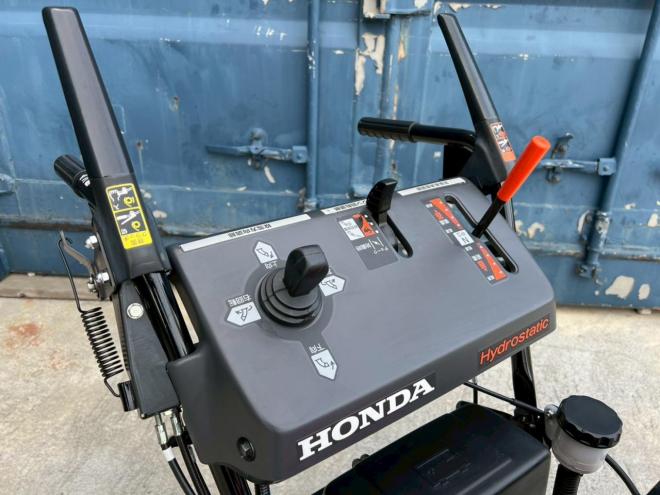 除雪機お手頃現状販売！ホンダ　HSS760ｎ