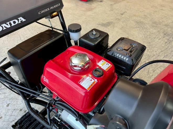除雪機お手頃現状販売！ホンダ　HSS760n（JX）クロスオーガー！