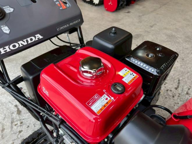 除雪機未使用品☆ホンダ　HSS970n（JX）クロスオーガー！0.4HR