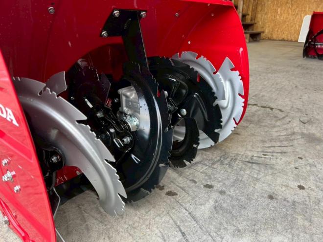 除雪機未使用品☆ホンダ　HSS970n（JX）クロスオーガー！0.4HR