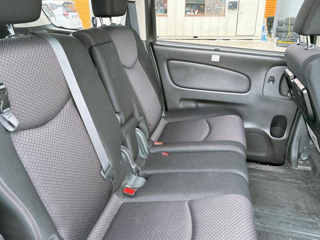 セレナ2.0ハイウェイスター 4WD　ローンが不安な方＜優遇ローン＞1年保証　寒冷地仕様　両側パワースライド 