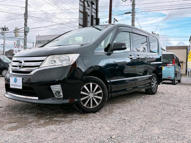 セレナ2.0ハイウェイスター 4WD　ローンが不安な方＜優遇ローン＞1年保証　寒冷地仕様　両側パワースライド 