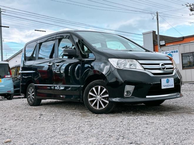 セレナ2.0ハイウェイスター 4WD　ローンが不安な方＜優遇ローン＞1年保証　寒冷地仕様　両側パワースライド 