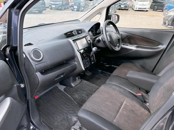 eKカスタム660T 4WD　　ローンが不安な方＜優遇ローン＞純正メモリーナビ　フルセグTV　タッチパネルエアコン 