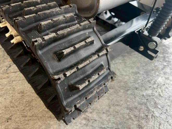 除雪機ホンダ　HSS1170i！ハイブリッド！美品！