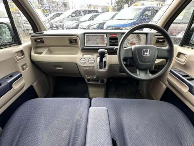 ライフG 4WD　SDナビ　ワンセグ　バックモニター　スチールホイール夏　スチールホイール冬 660