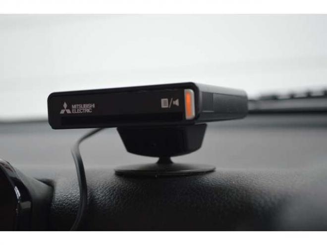 クロスビー1.0 ハイブリッド MZ 4WD　レンタアップ車ハイブリット4WDターボセーフティサポート搭載アダプティブクルーズコントロール8インチナビTVバックカメラアダプティブクルーズコントロールETC20ドライブレコーダーハイビームアシスト 1000