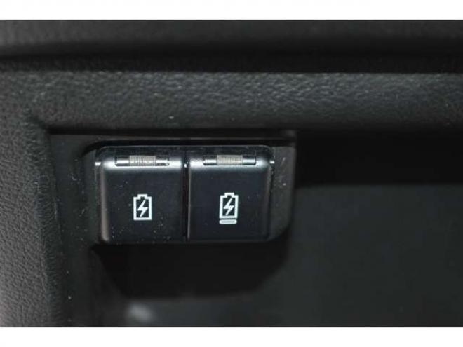 クロスビー1.0 ハイブリッド MZ 4WD　レンタアップ車ハイブリット4WDターボセーフティサポート搭載アダプティブクルーズコントロール8インチナビTVバックカメラアダプティブクルーズコントロールETC20ドライブレコーダーハイビームアシスト 1000