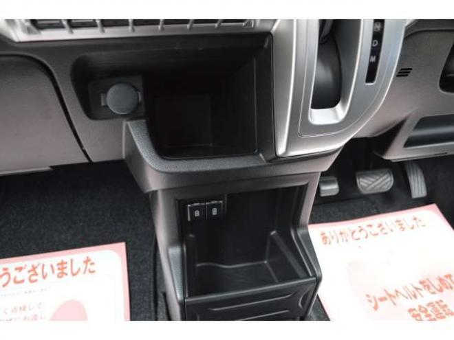 クロスビー1.0 ハイブリッド MZ 4WD　レンタアップ車ハイブリット4WDターボセーフティサポート搭載アダプティブクルーズコントロール8インチナビTVバックカメラアダプティブクルーズコントロールETC20ドライブレコーダーハイビームアシスト 1000