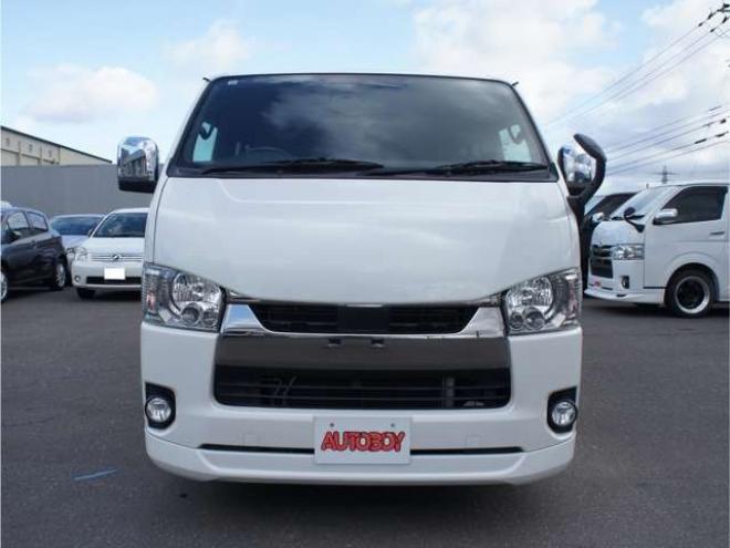 ハイエースバン2.8 スーパーGL ダークプライムII ロングボディ ディーゼルターボ 4WD　ESSEXバージョン　FスポイラーVer3&サイドライナー&リアライナー　CRSフラットベッドキット　ESSEX　ENCD17インチAW　ヨコハマPARADA17インチ　ESSEX3Dフロアマット 2800