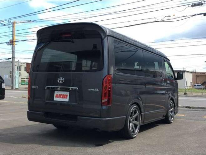 ハイエースバン2.7 スーパーGL ダークプライムII ワイド ミドルルーフ ロングボディ 4WD　寒冷地　リアヒーター&クーラー　Bカメラ　プッシュスタート　スマートキー　ウッドコンビステアリング&シフトノブ　全周囲カメラ　フルセグTV　純正SDナビ　ドライブレコーダー　電動格納ミラー　ETC 2700