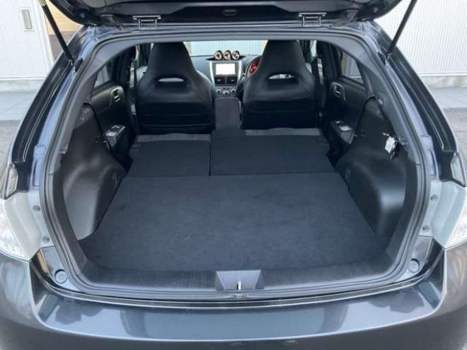 インプレッサハッチバックSTI 2.0 WRX 4WD　Defi3連メーター(ブースト計・油温計・油圧計)　ETC　運転席パワーシート　プッシュスタート 2000