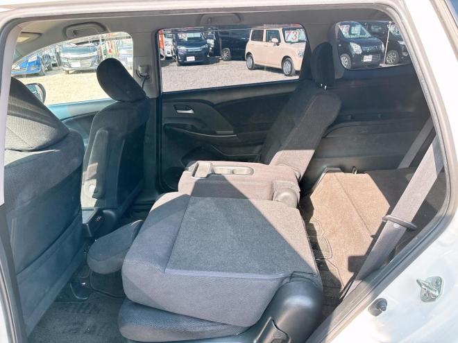 オデッセイ2.4Mエアロパッケージ 4WD　ローンが不安な方＜優遇ローン＞1年保証　純正ナビ　バックカメラ 
