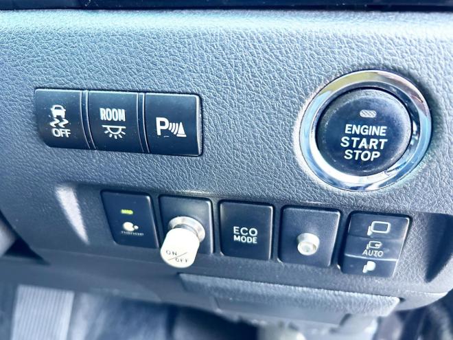ヴェルファイア2.4Z Gエディション 4WD　ローンが不安な方＜優遇ローン＞本州仕入　両側パワースライドドア　TEIN車高調　TRDマフラー 4WD