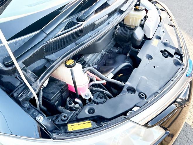 エスティマハイブリッドハイブリッド2.4X 4WD　ローンが不安な方＜優遇ローン＞パワースライドドア　プッシュスタート　スマートキー　 4WD