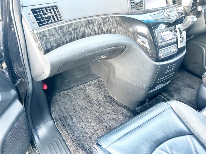 エルグランド2.5 250Hスター プレミアム アーバンC 4WD　ローンが不安な方＜優遇ローン＞ワンオーナー　両側パワースライドドア　メーカーナビ 4WD