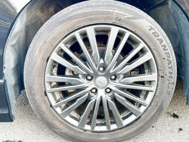 エルグランド2.5 250Hスター プレミアム アーバンC 4WD　ローンが不安な方＜優遇ローン＞ワンオーナー　両側パワースライドドア　メーカーナビ 4WD