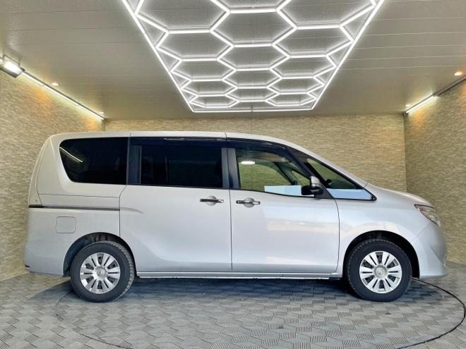 セレナ20X 4WD 5年保証 スマキー ナビ Bカメ 夏冬タイヤ 寒冷地仕様 禁煙 車検整備2年付 修復歴無