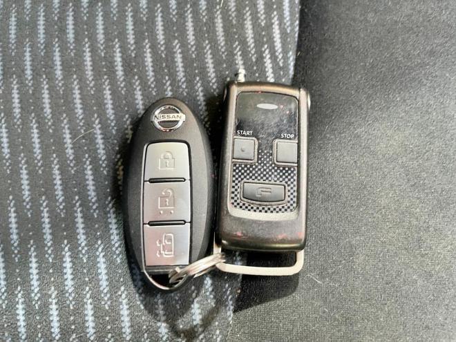 セレナ20X 4WD 5年保証 スマキー 夏冬タイヤ 寒冷地仕様 禁煙 車検整備2年付 修復歴無