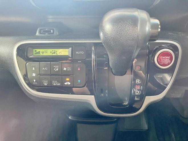 N-BOXG SSパッケージ 4WD 5年保証 スマキー ナビ 両側パワスラ ETC 寒冷地仕様 禁煙 車検整備2年付