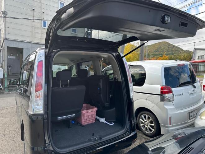 セレナハイウェイスター 4WD 2000 5Dr