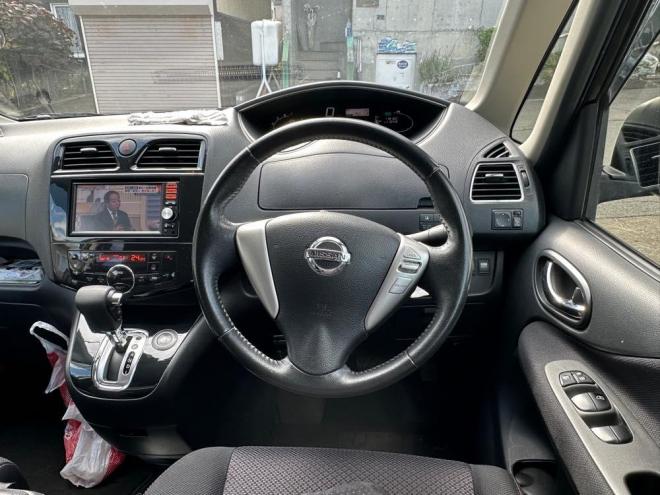 セレナハイウェイスター 4WD 2000 5Dr