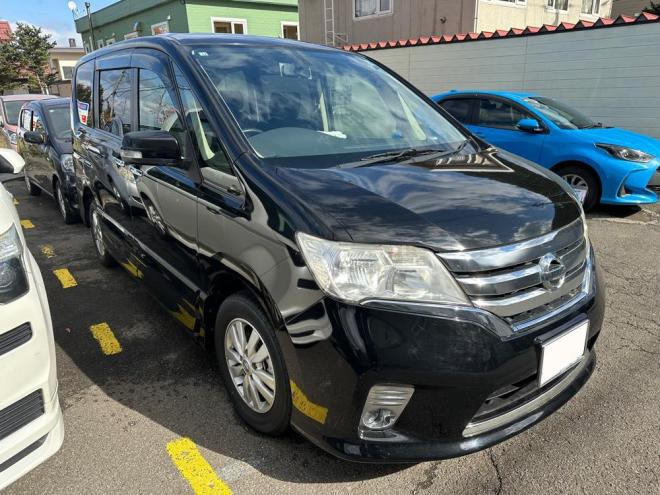 セレナハイウェイスター 4WD 2000 5Dr