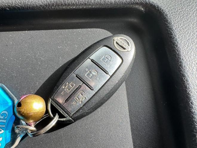 セレナハイウェイスター 4WD 2000 5Dr