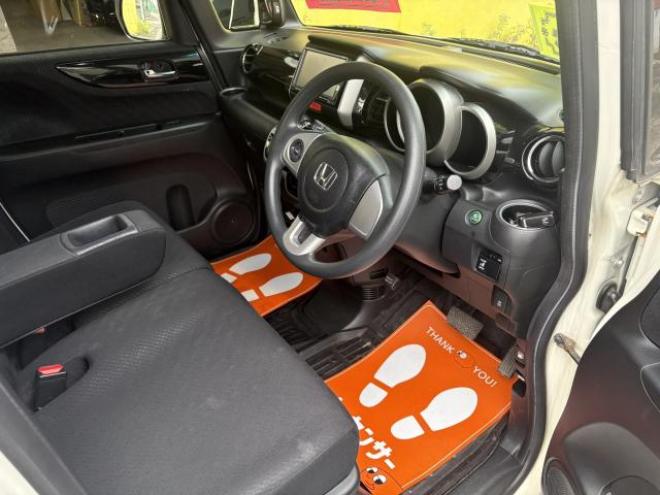 N-BOX+（店長おすすめコミコミ車）カスタムG Lパッケージ 4WD 660 5Dr