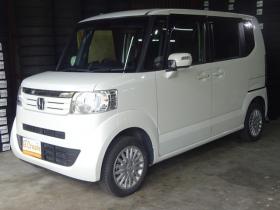 N-BOX　G SSパッケージ 4WD　ナビ・TV・Bカメラ・B/T・両側電動・前席シートヒーター・アイドリングストップ・スマートキー・プッシュスタート・CTBA・ライトレベライザー・ミラーヒーター・ETC 660