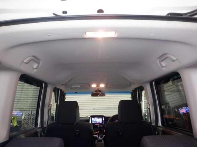 N-BOXG SSパッケージ 4WD　ナビ・TV・Bカメラ・B/T・両側電動・前席シートヒーター・アイドリングストップ・スマートキー・プッシュスタート・CTBA・ライトレベライザー・ミラーヒーター・ETC 660