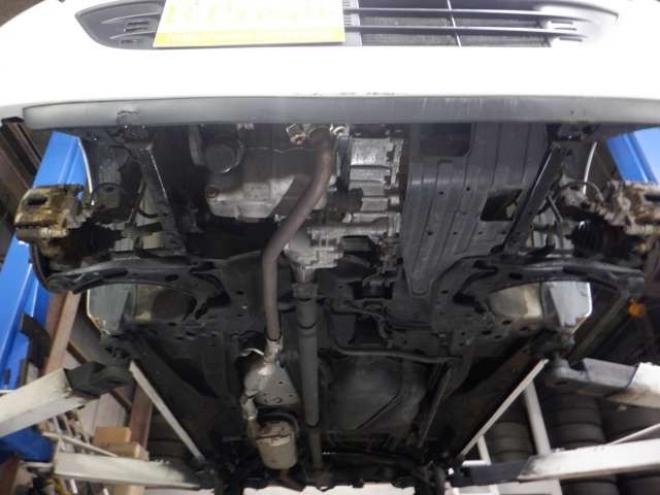 N-BOXG SSパッケージ 4WD　ナビ・TV・Bカメラ・B/T・両側電動・前席シートヒーター・アイドリングストップ・スマートキー・プッシュスタート・CTBA・ライトレベライザー・ミラーヒーター・ETC 660