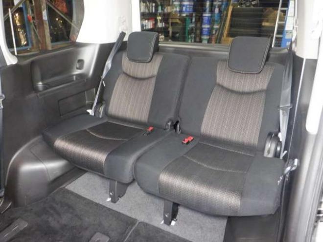 セレナ2.0 ハイウェイスター Vエアロモード+Safety アドバンストセーフティ パッケージ 4WD　本州仕入・後期型・ナビ・TV・アラウンドビューモニター・両側電動・リアヒーター・LEDヘッドライト・クルコン・インテリキー・プッシュスタート・アイドリングストップ・純正エンスタ・衝突軽減・ETC 2000