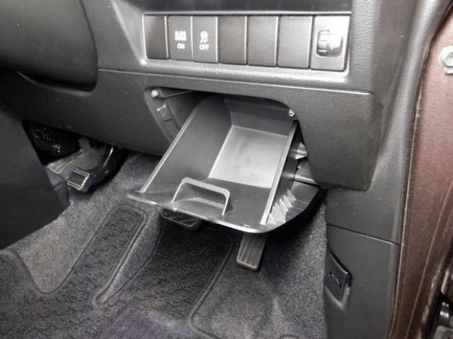 ソリオ1.2 G 4WD　ナビ・TV・B/T・Bカメラ・パワスラ・前席シートヒーター・スマートキー・プッシュスタート・USB接続・DVD再生・ドアバイザー・社外14インチAW 1200