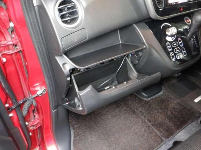eKスペースカスタム G eアシスト 4WD　本州仕入・ナビ・TV・Bカメラ・パワスラ・スマートキー・プッシュスタート・HID・衝突軽減・アイドリングストップ・フォグランプ・リア席サーキュレーター・純正AW 660