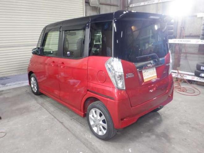 eKスペースカスタム G eアシスト 4WD　本州仕入・ナビ・TV・Bカメラ・パワスラ・スマートキー・プッシュスタート・HID・衝突軽減・アイドリングストップ・フォグランプ・リア席サーキュレーター・純正AW 660