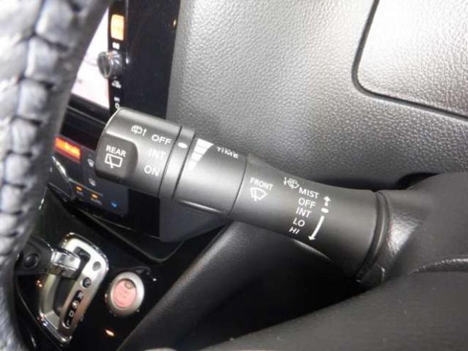 セレナ2.0 ハイウェイスター Vセレクション+SafetyII 4WD　本州仕入・後期型・ナビ・TV・B/T・アラウンドビューモニター・両側電動・リアヒーター・フリップダウンモニター・LEDヘッドライト・インテリキー・プッシュスタート・クルコン・アイドリングストップ・ 2000