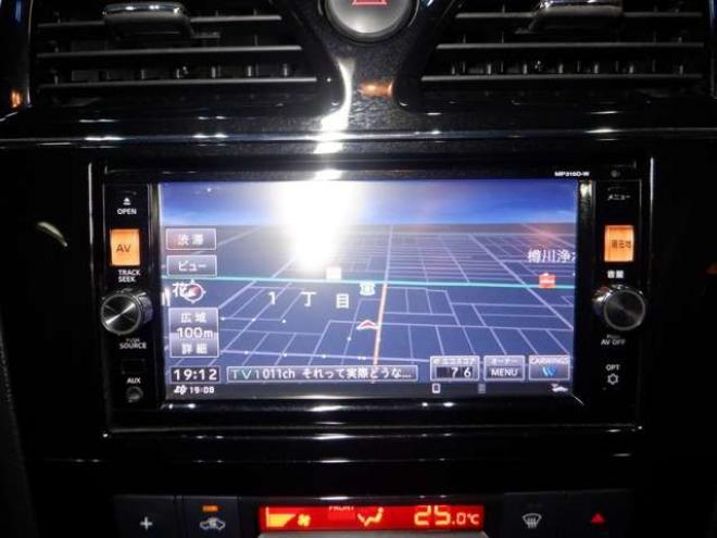 セレナ2.0 ハイウェイスター Vセレクション+SafetyII 4WD　本州仕入・後期型・ナビ・TV・B/T・アラウンドビューモニター・両側電動・リアヒーター・フリップダウンモニター・LEDヘッドライト・インテリキー・プッシュスタート・クルコン・アイドリングストップ・ 2000