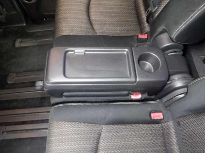 セレナ2.0 ハイウェイスター Vセレクション+SafetyII 4WD　本州仕入・後期型・ナビ・TV・B/T・アラウンドビューモニター・両側電動・リアヒーター・フリップダウンモニター・LEDヘッドライト・インテリキー・プッシュスタート・クルコン・アイドリングストップ・ 2000