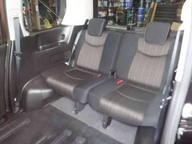セレナ2.0 ハイウェイスター Vセレクション+SafetyII 4WD　本州仕入・後期型・ナビ・TV・B/T・アラウンドビューモニター・両側電動・リアヒーター・フリップダウンモニター・LEDヘッドライト・インテリキー・プッシュスタート・クルコン・アイドリングストップ・ 2000