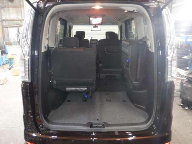 セレナ2.0 ハイウェイスター Vセレクション+SafetyII 4WD　本州仕入・後期型・ナビ・TV・B/T・アラウンドビューモニター・両側電動・リアヒーター・フリップダウンモニター・LEDヘッドライト・インテリキー・プッシュスタート・クルコン・アイドリングストップ・ 2000