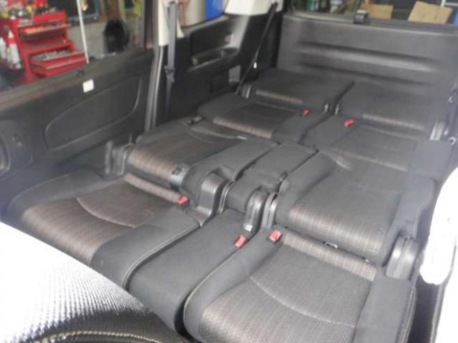 セレナ2.0 ハイウェイスター Vセレクション+SafetyII 4WD　本州仕入・後期型・ナビ・TV・B/T・アラウンドビューモニター・両側電動・リアヒーター・フリップダウンモニター・LEDヘッドライト・インテリキー・プッシュスタート・クルコン・アイドリングストップ・ 2000