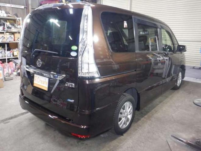 セレナ2.0 ハイウェイスター Vセレクション+SafetyII 4WD　本州仕入・後期型・ナビ・TV・B/T・アラウンドビューモニター・両側電動・リアヒーター・フリップダウンモニター・LEDヘッドライト・インテリキー・プッシュスタート・クルコン・アイドリングストップ・ 2000