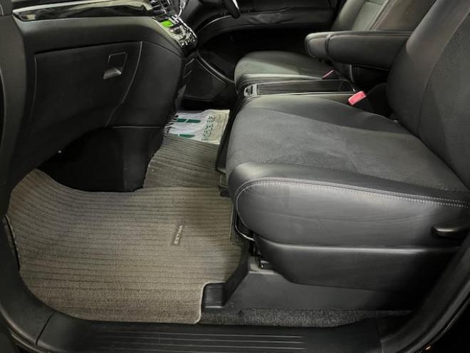 エスティマアエラス　プレミアムエディション　本州仕入　後期型　禁煙車　ＷＡＫＯＳバリアスコーティング済　純正１８インチＡＷ　社外１６ＡＷ＋スタッドレスタイヤ付　両側パワースライドドア　純正ハーフレザーシート　純正ナビ（フルセグ地デジ　ＤＶＤ再生　Ｂｌｕｅｔｏｏｔｈ）＋バックカメラ　前後ドライブレコーダー　ＰＵＳＨスタート　スマートキー　クルーズコントロール　タイミングチェーン車　ＨＩＤ ヘッドライト　ビルトインＥＴＣ 4WD 2400 5Dr